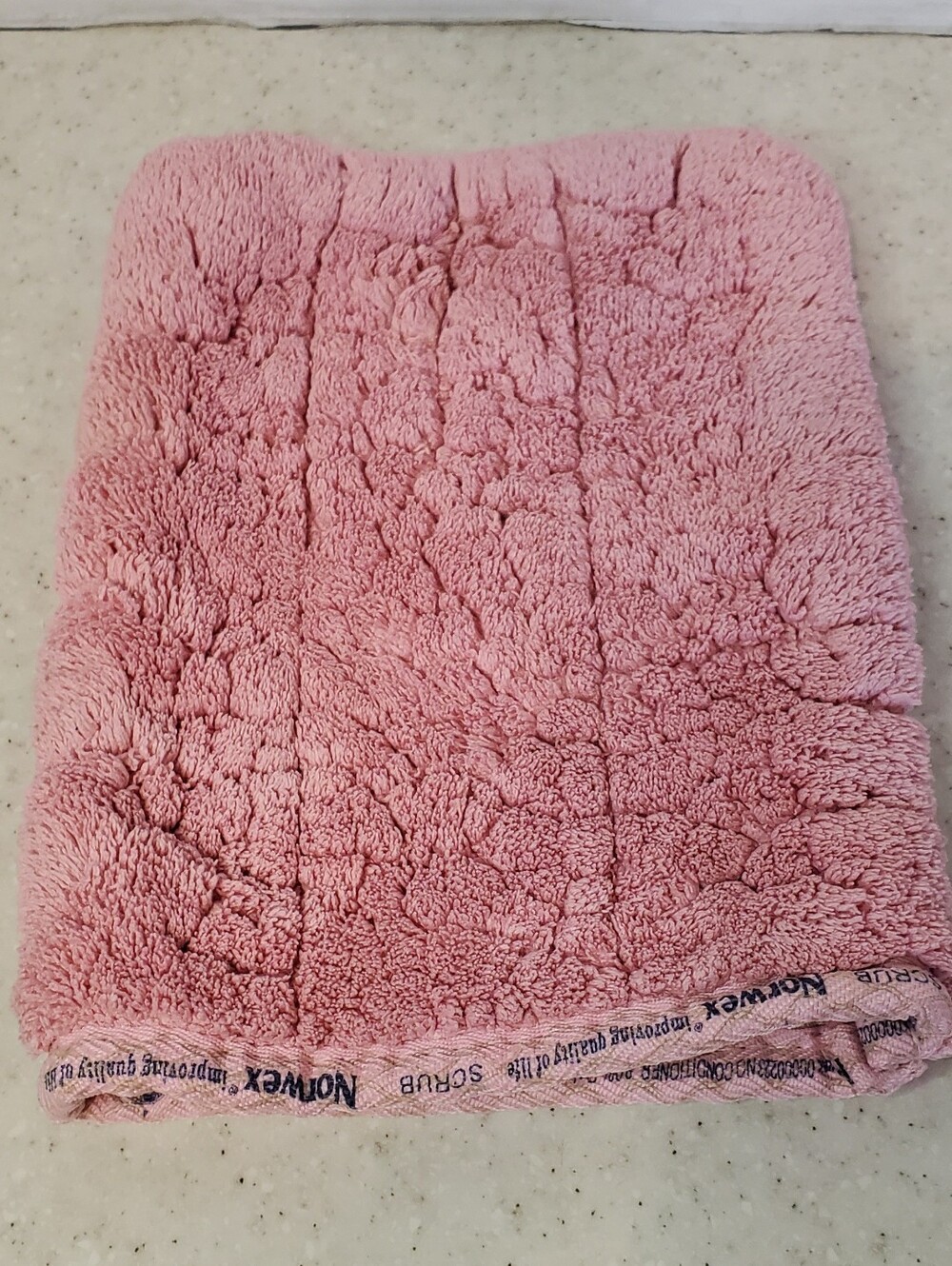 Norwex Body Scrub Cloth Pink 8x6" Exfoliating Bath Wash Cloth Good Preowned